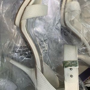 Jennifer Lopez heels